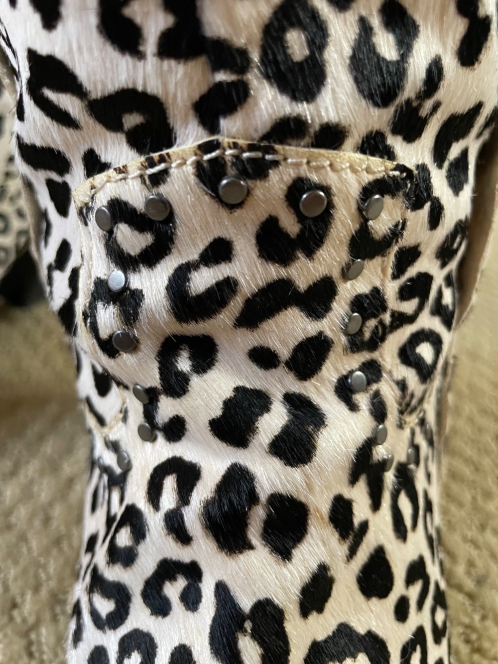 Sexy Dingo “Snow Leppard” Hair-on-Hide Cowboy Boots (8) - Picture 12 of 14